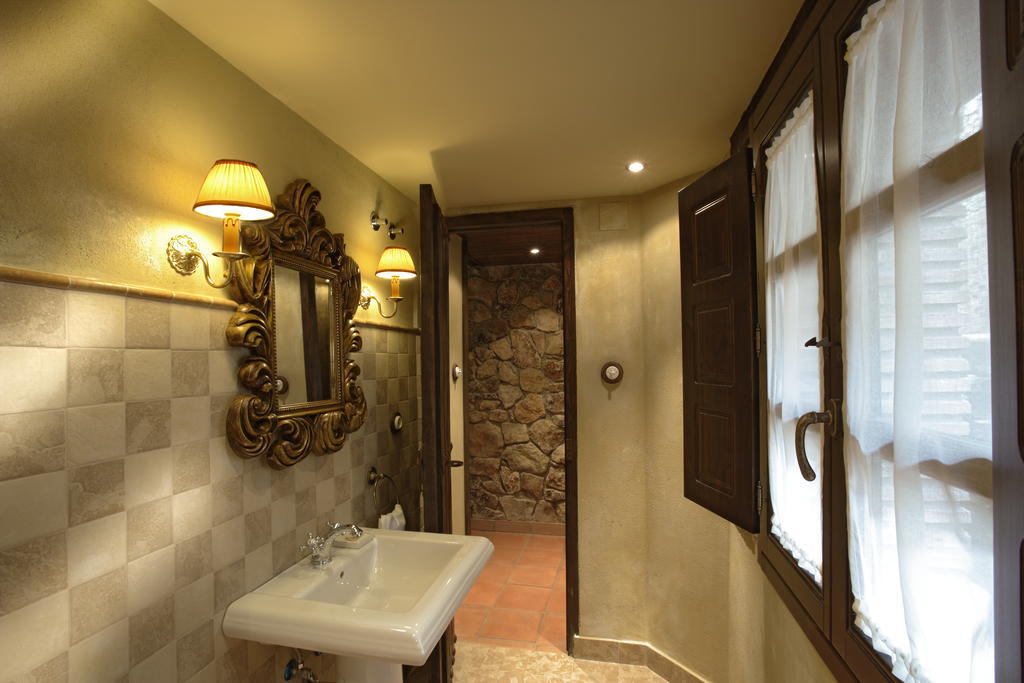 Hotel Rural & Spa Los Anades Abánades Oda fotoğraf
