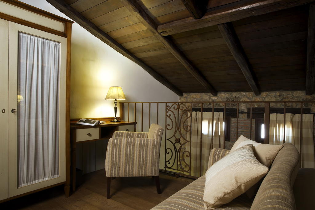 Hotel Rural & Spa Los Anades Abánades Oda fotoğraf